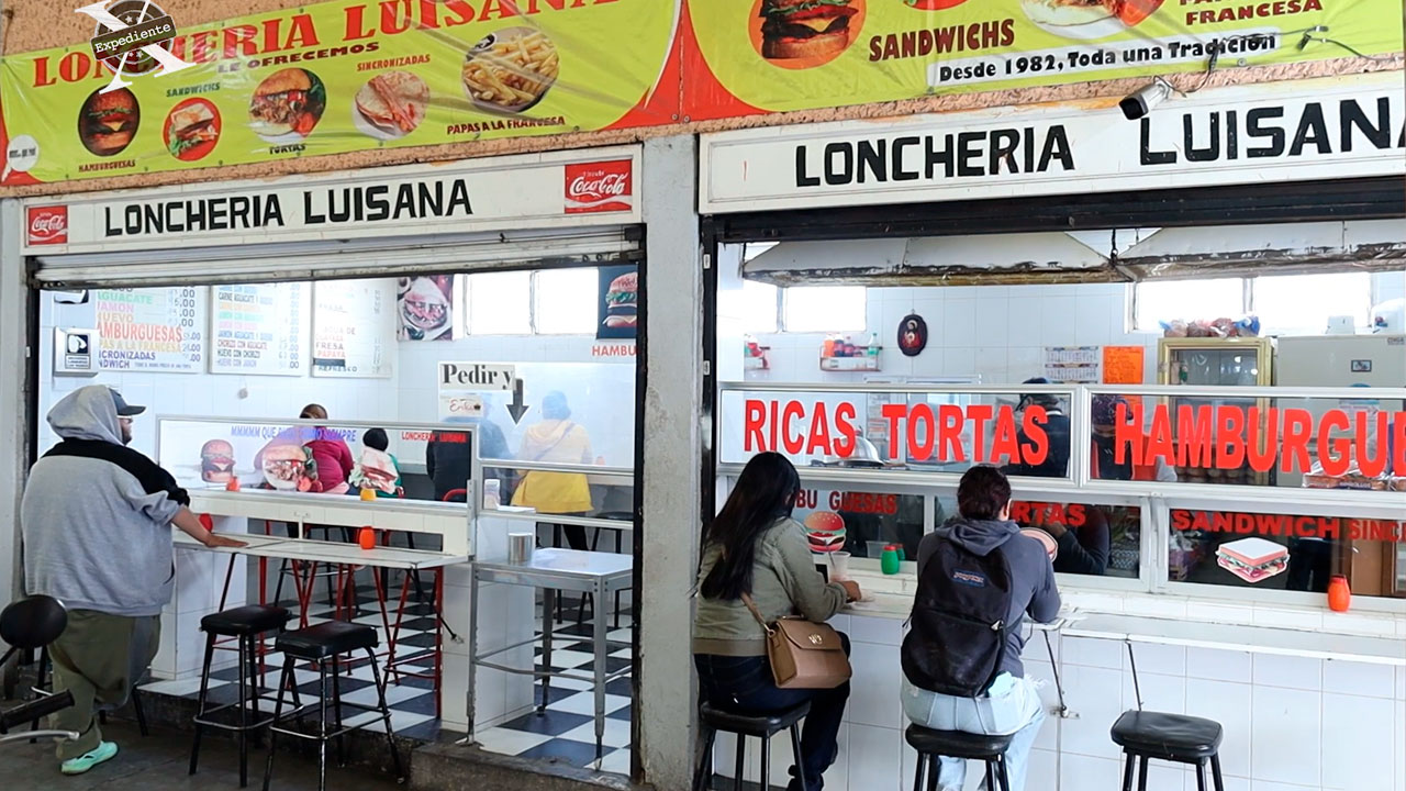LONCHERÍA LUISANA; Pioneros en el Mercado Oriente y en la venta de hamburguesas en Fresnillo desde 1983 