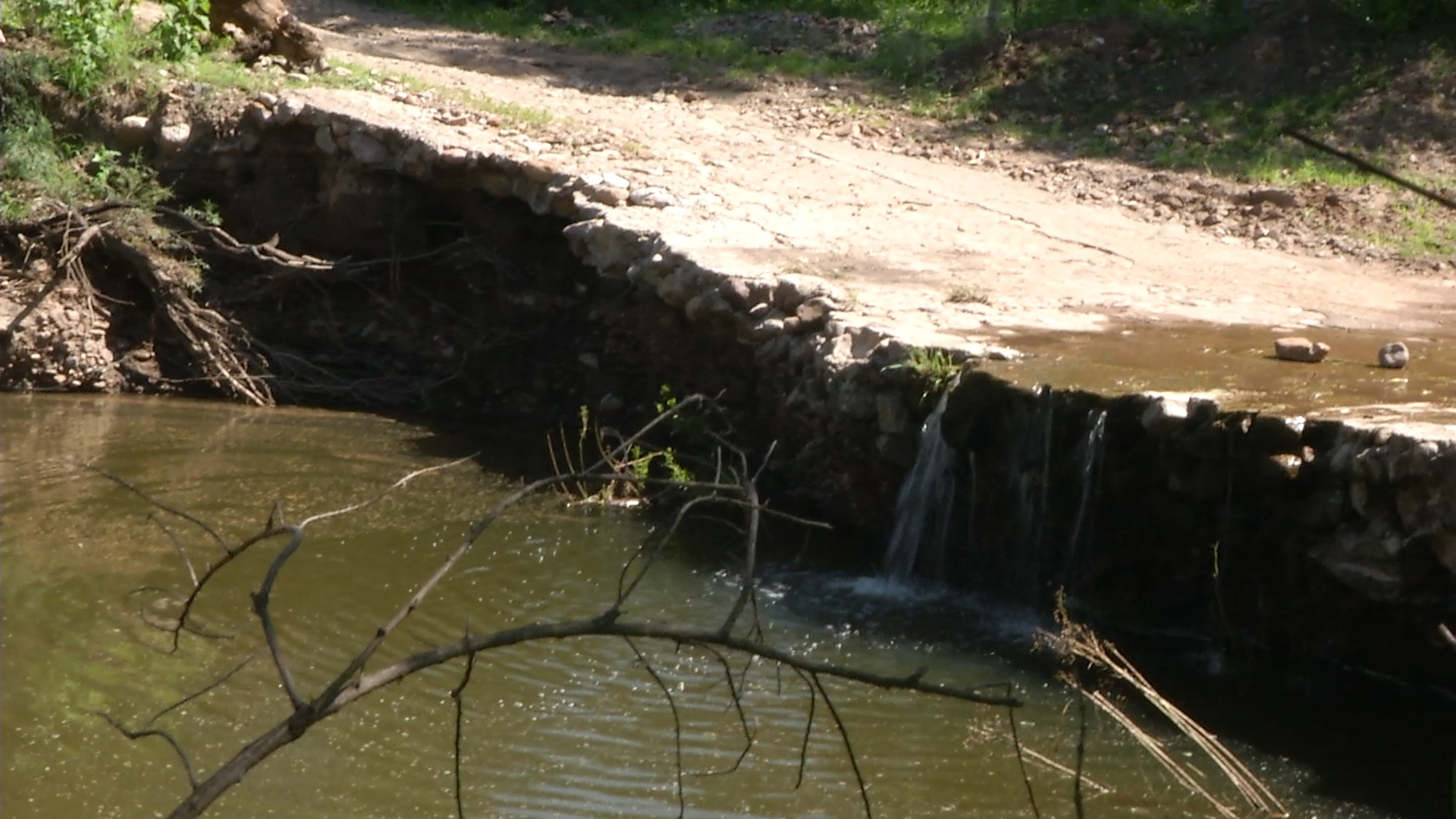 Revisan causes en ríos y arroyos de Jerez